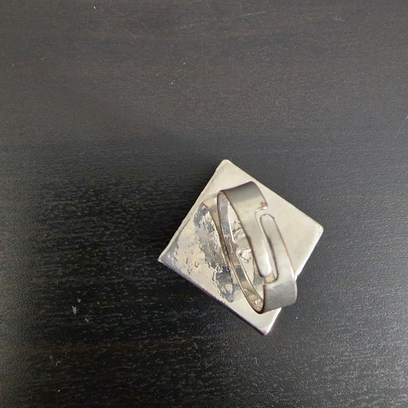 Purple flower ring, size adjustable - Picture 6 of 7